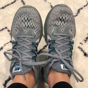 nike zoom winflo 5 running shoes